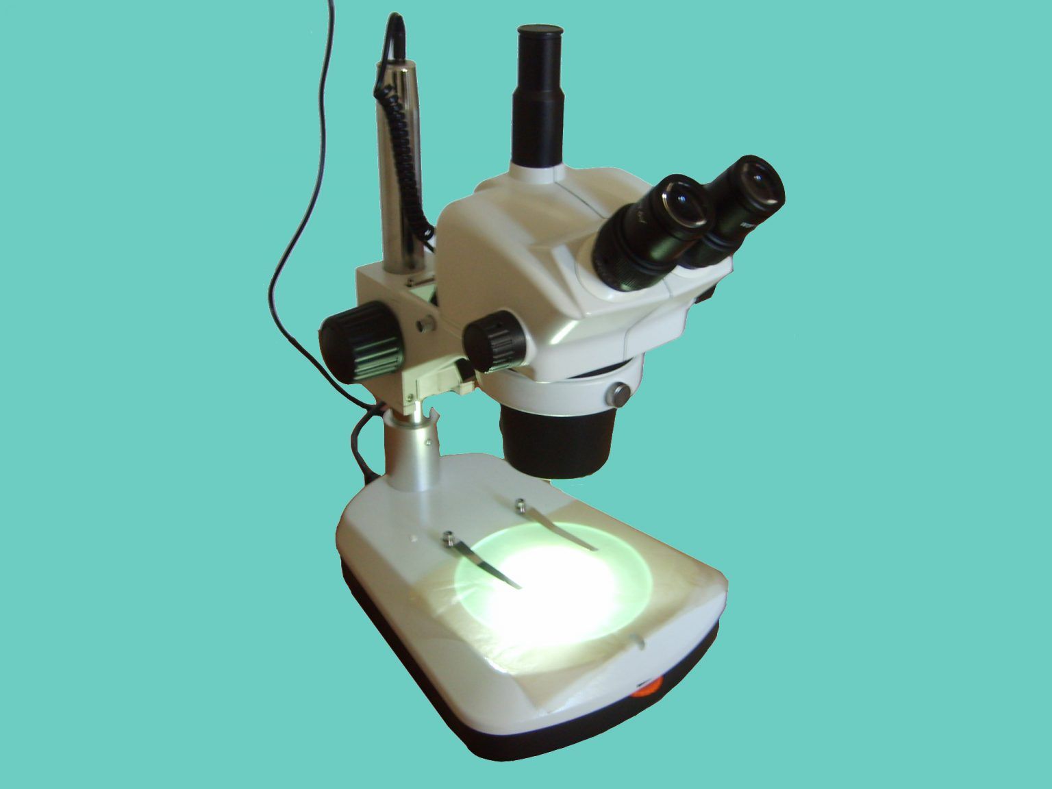 LUPA STEREOSCOPICA - BiosLabChile